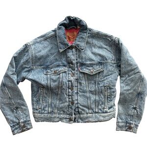 Woman  Levi’s Denim Jacket